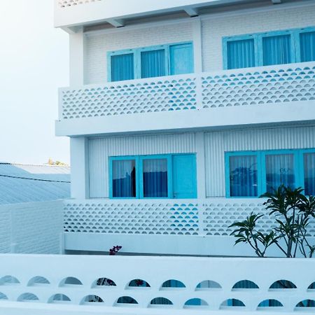 Paras Paros Marina Lodge Санур Экстерьер фото