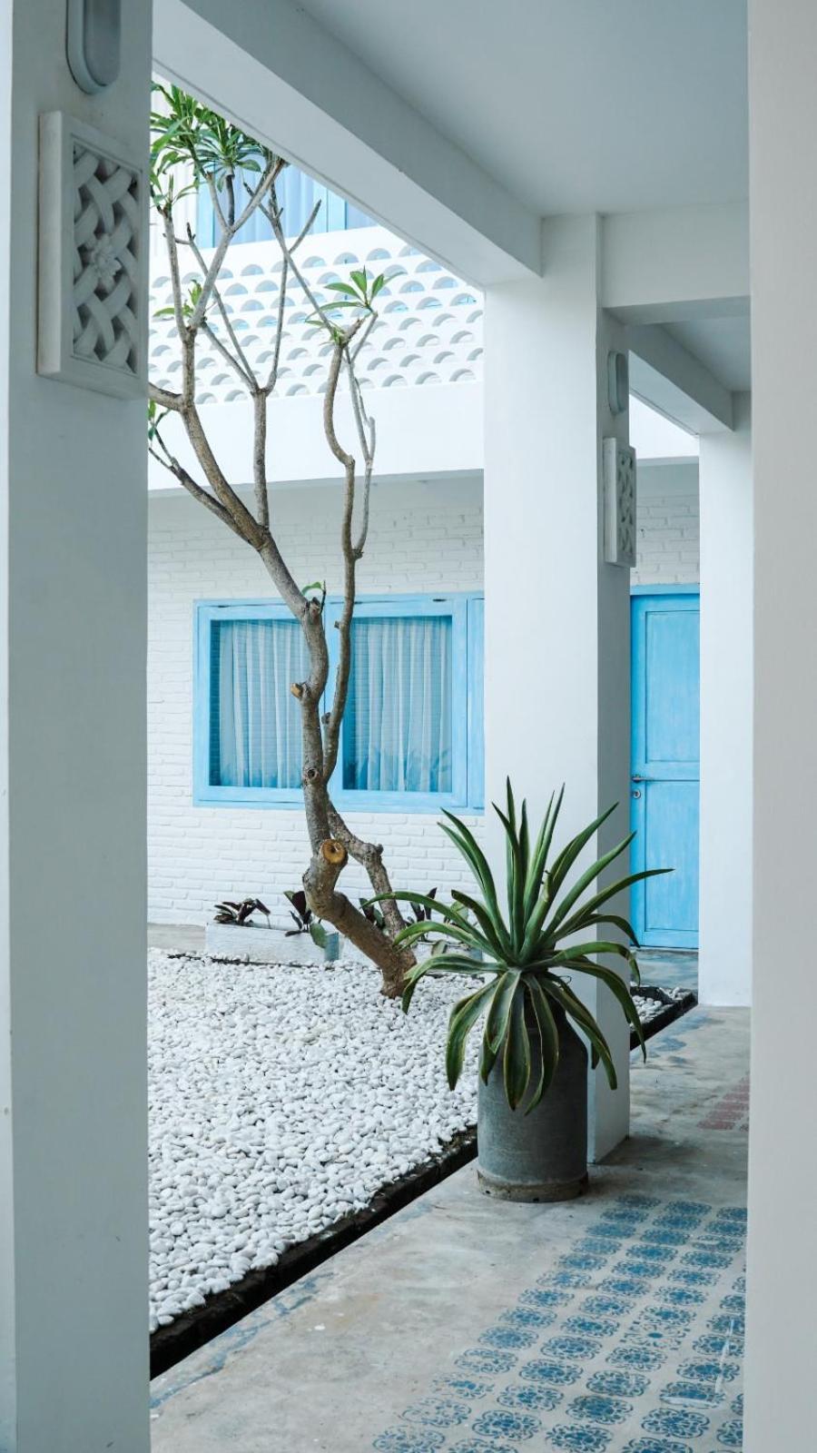 Paras Paros Marina Lodge Санур Экстерьер фото