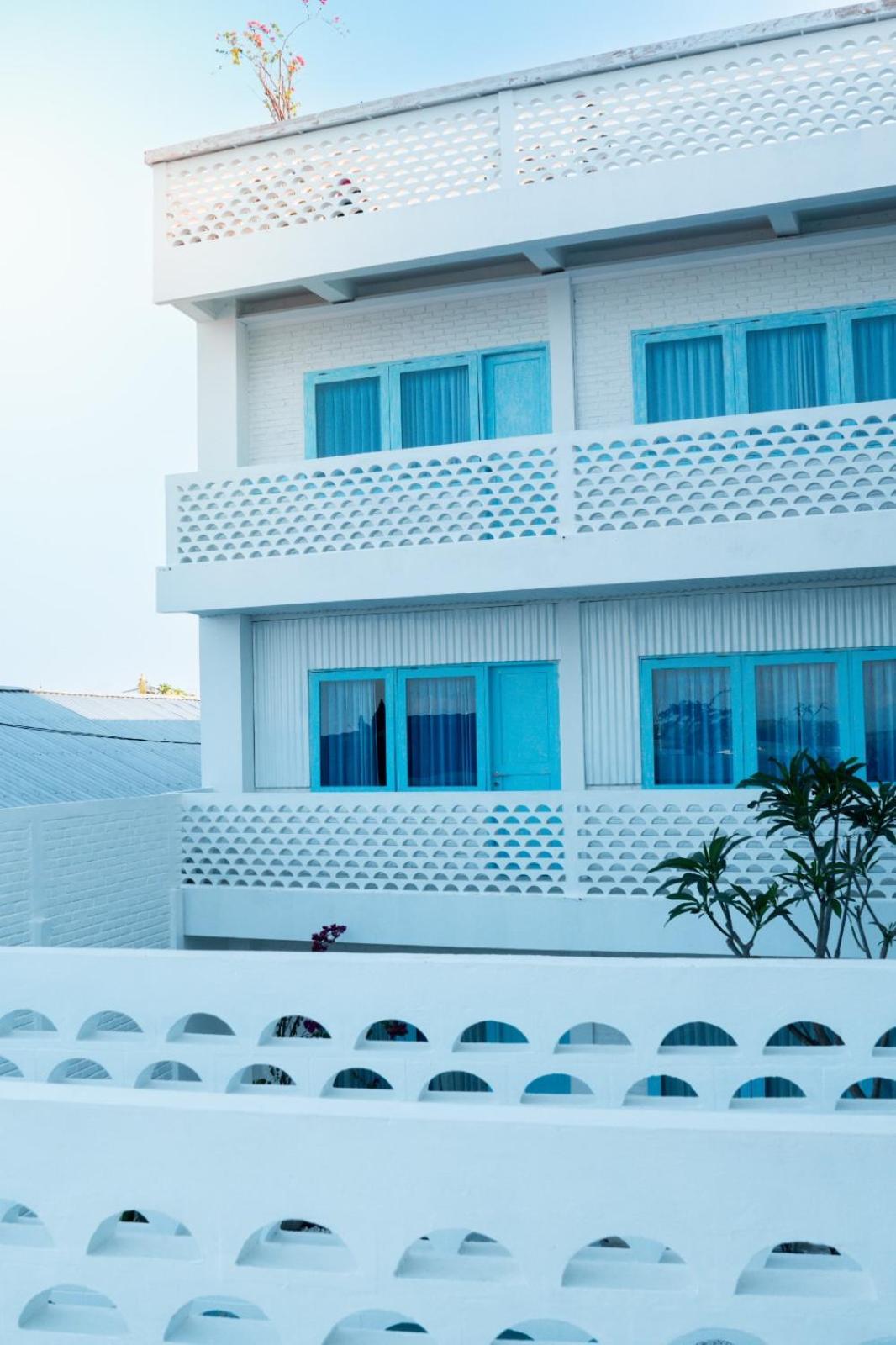 Paras Paros Marina Lodge Санур Экстерьер фото